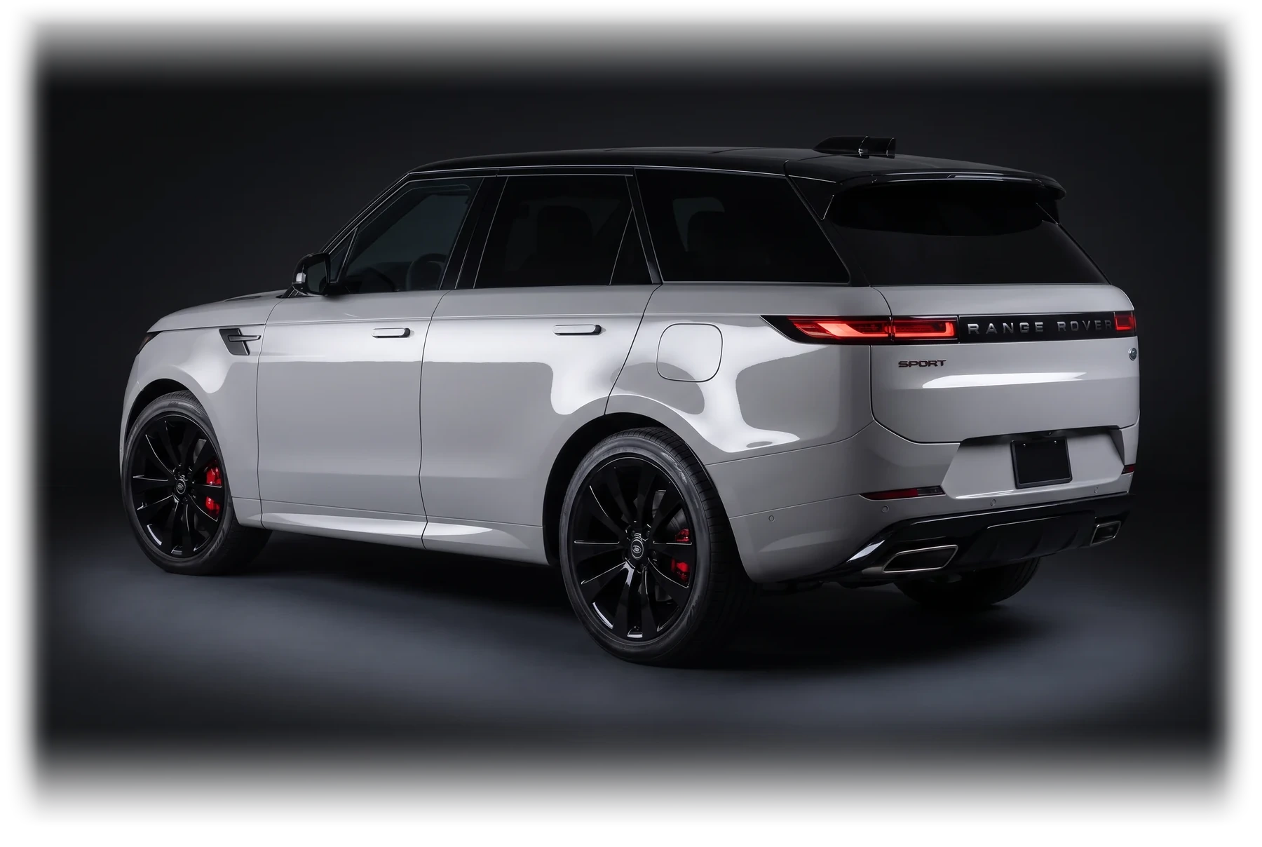 Range Rover Sport, view 4 of 4
